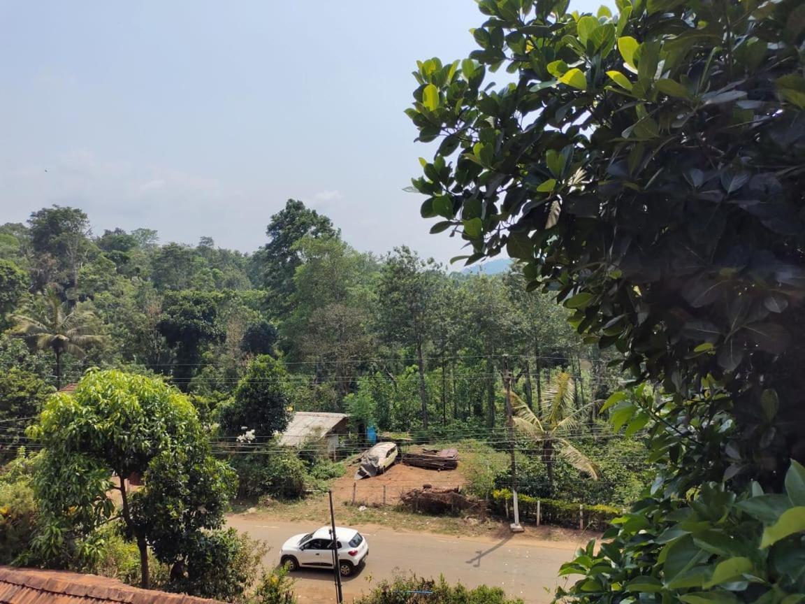 Green Land Estate Homestay 5 Rooms With Garden View Madikeri Dış mekan fotoğraf